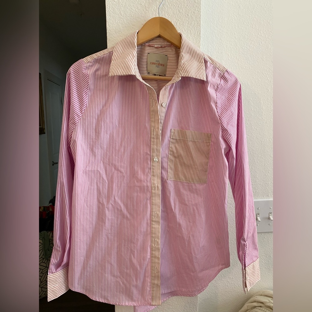 Casa Cabana Size Small Button Down NWOT